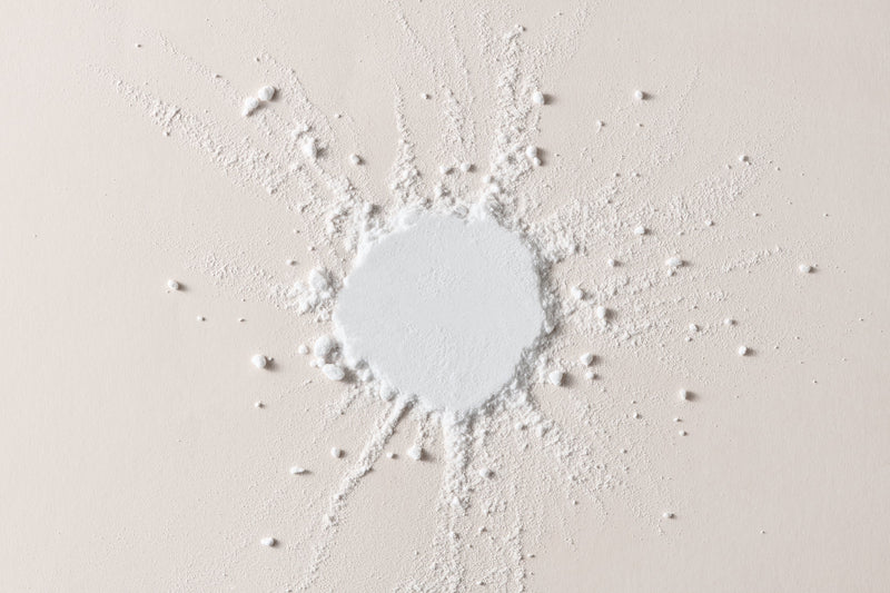 Ácido salicílico, exfoliante del cuero cabelludo en el champú Detox de Tara